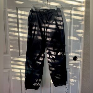 American Eagle Snappy Stretch Parachute Pant